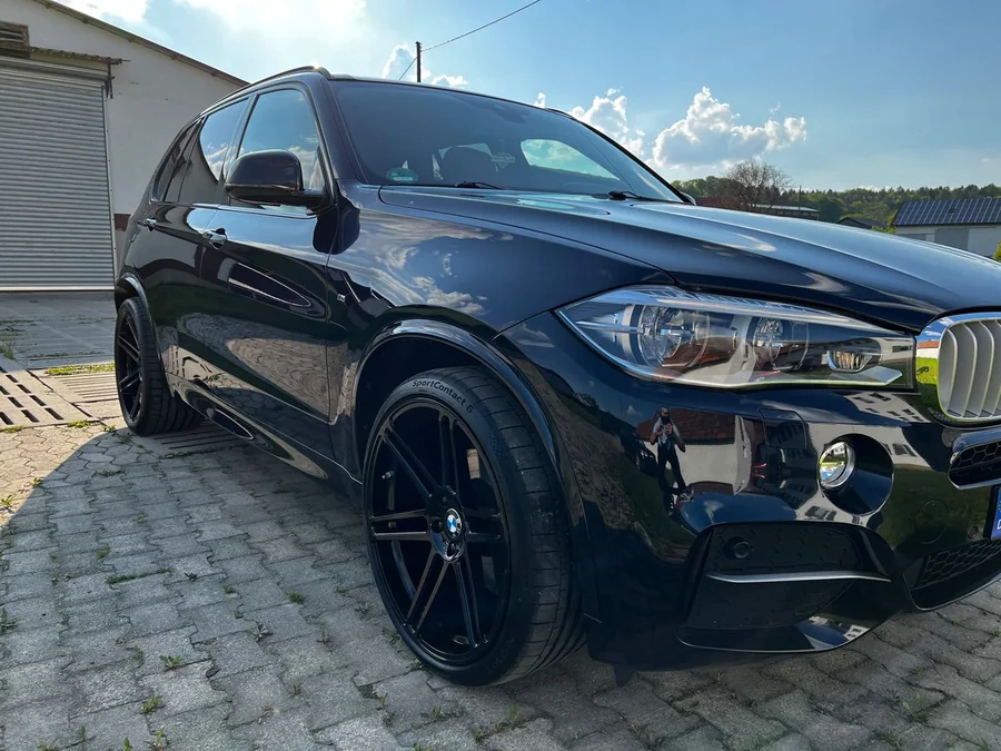 Gereinigter Motorraum